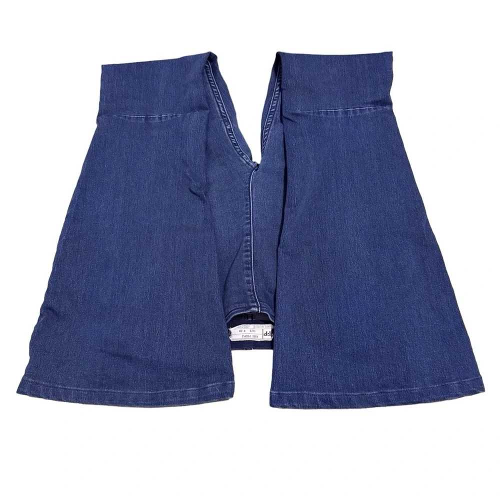 Free People designed accentuate